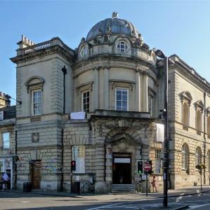 united-kingdom/bath/victoria-art-gallery