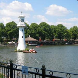 united-kingdom/cardiff/roath-park