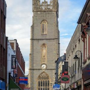 united-kingdom/cardiff/saint-john-the-baptist-church