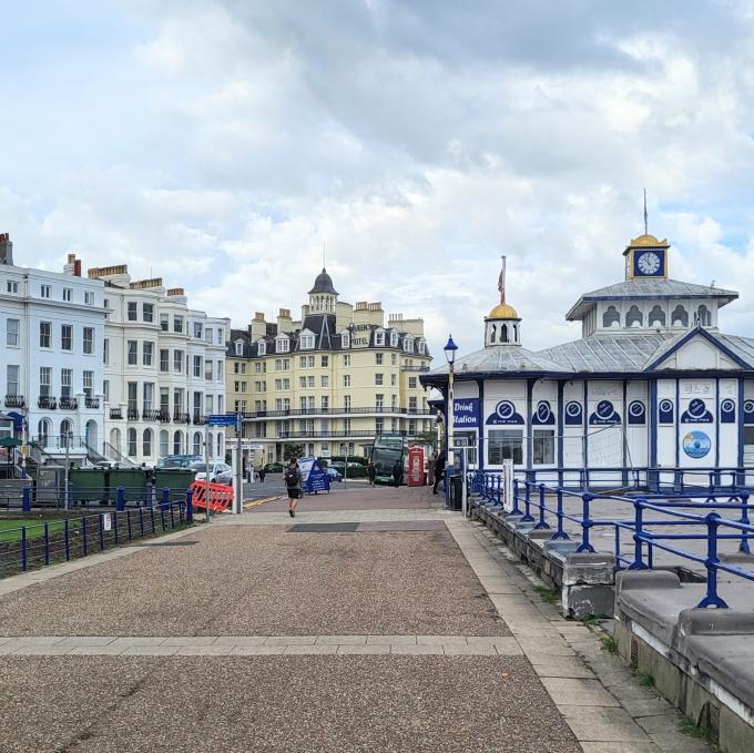 united-kingdom/eastbourne/grand-parade-beach