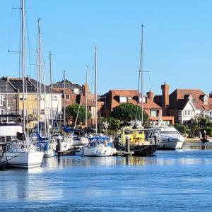 united-kingdom/eastbourne/marina-sovereign-harbour