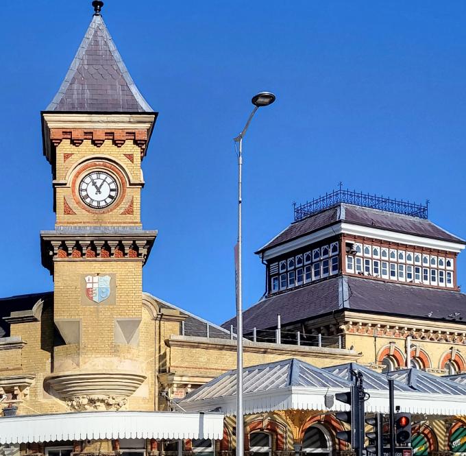 united-kingdom/eastbourne/train-station