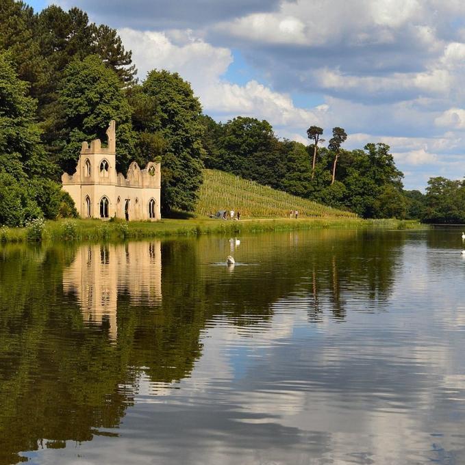 united-kingdom/painshill
