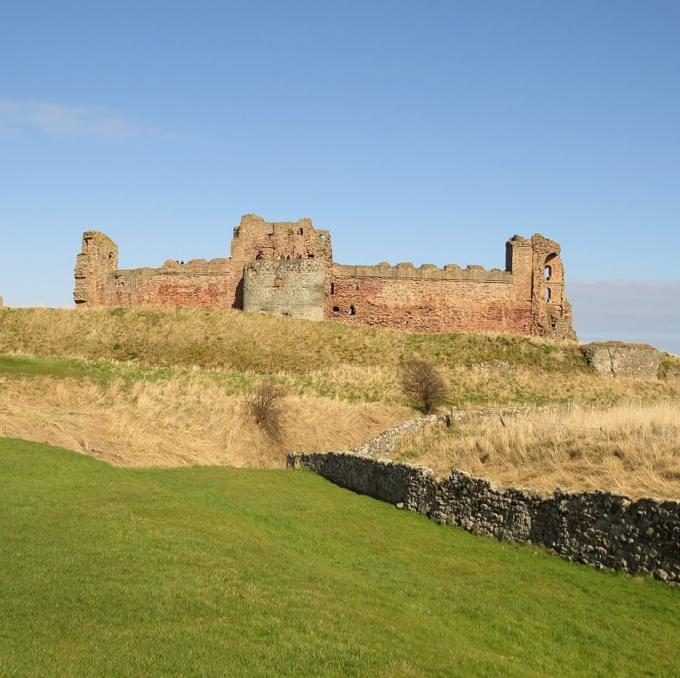 united-kingdom/tantallon-castle