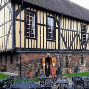 united-kingdom/york/merchant-adventurers-hall