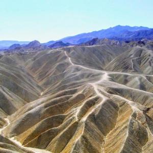 united-states/death-valley/zabriskie-point