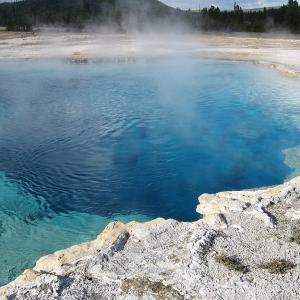 united-states/yellowstone/biscuit-basin