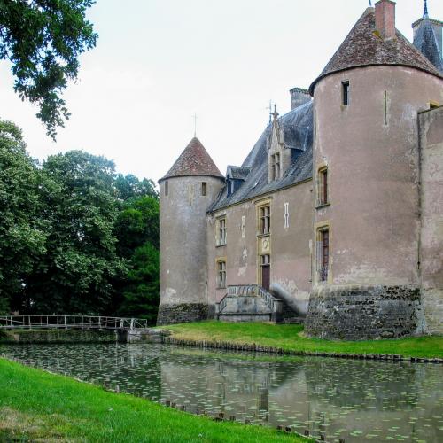 ainay-le-vieil-presentation