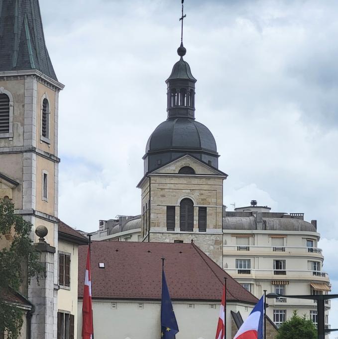 Église Saint-Maurice.