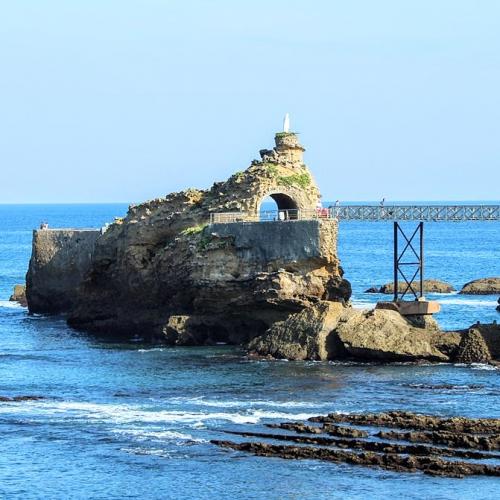 biarritz-rocher-de-la-vierge