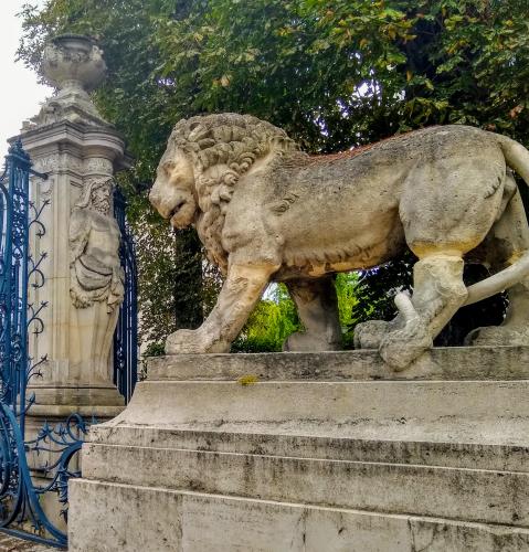 bougival-grille-des-lions