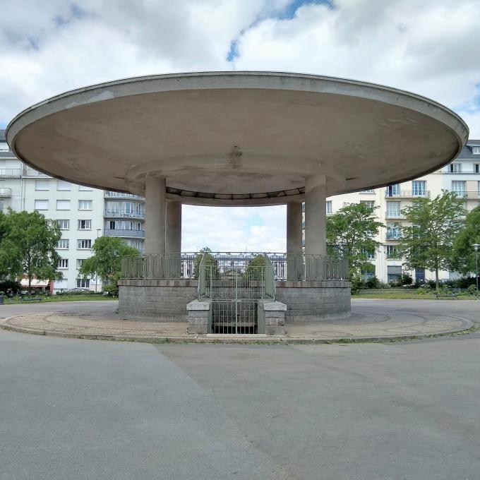 Place Wilson.