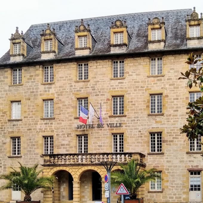 Mairie.