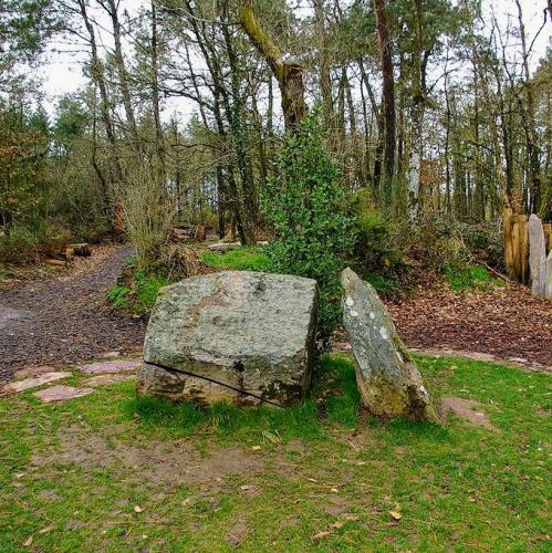 broceliande-tombeau-de-merlin