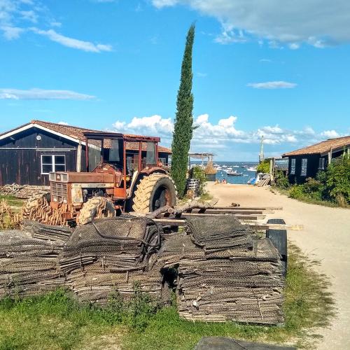 cap-ferret-village-ostreicole