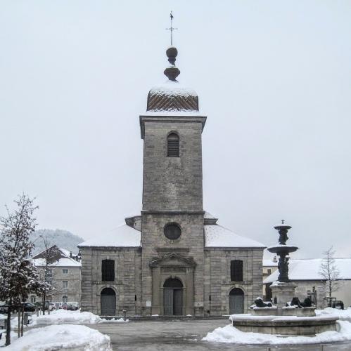 Église Saint-Cyr.