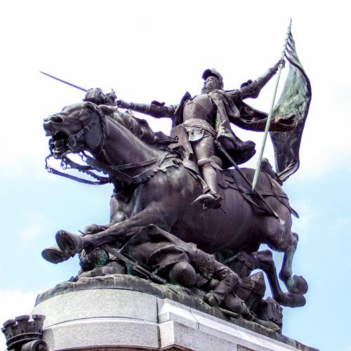 Place Jeanne d'Arc.