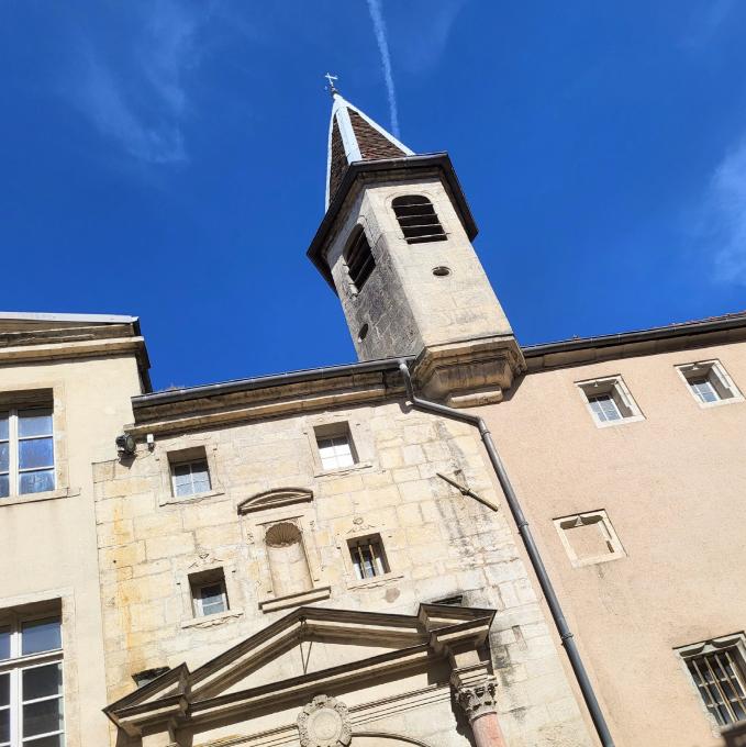 Dole  Collège de l'Arc. Présentation et avis des voyageurs.