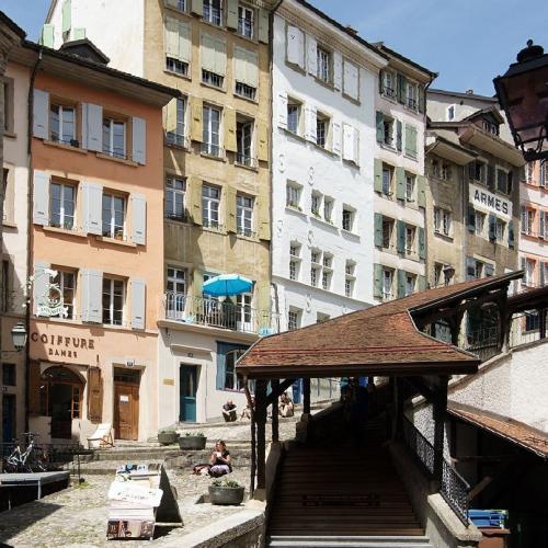 lausanne-escaliers-du-marche