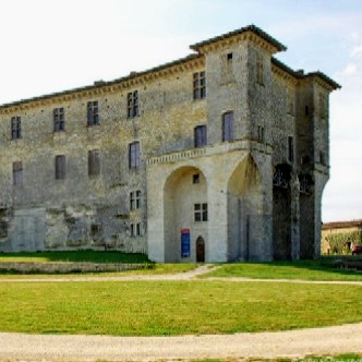 Lavardens.