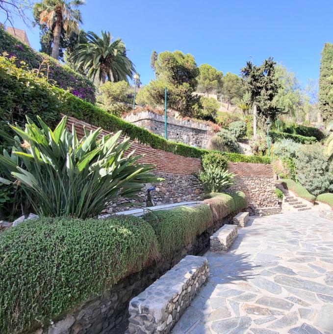 malaga-jardines-de-la-puerta-oscura