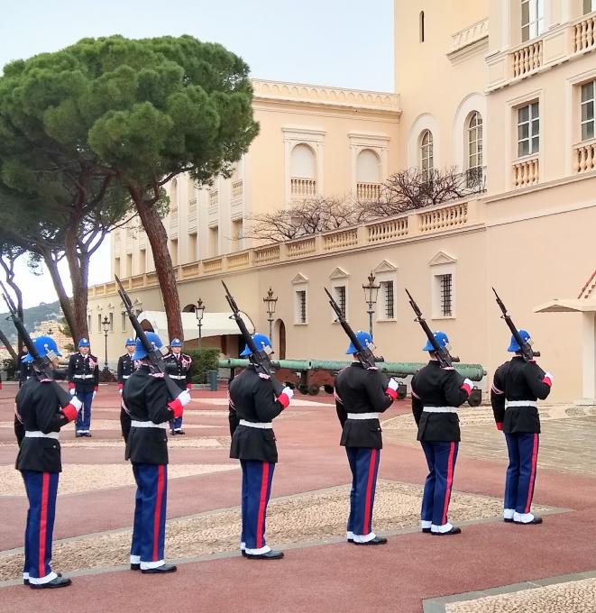 monaco-presentation