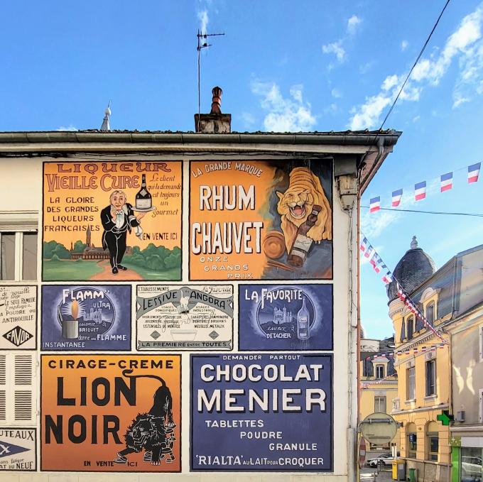 Rue Anatole France.