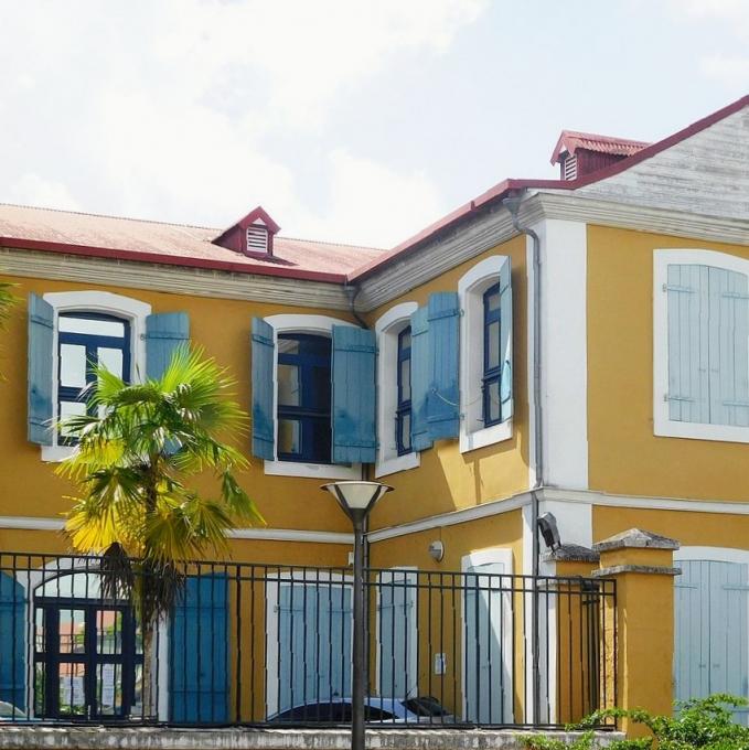 PointeàPitre Souspréfecture. Présentation et avis des voyageurs.