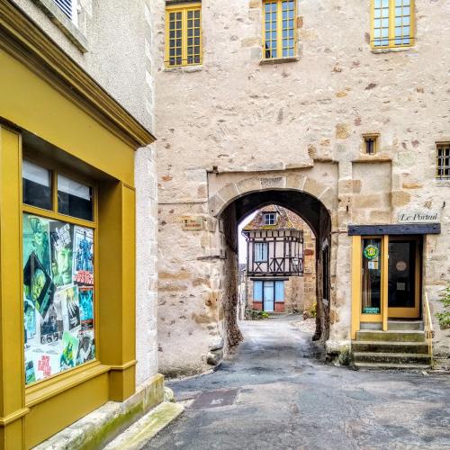 Le Portail.