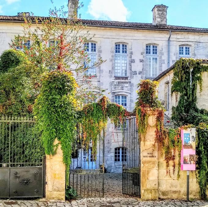 MUSÉE DUPUY-MESTREAU. Le musée d'un collectionneur. (9)