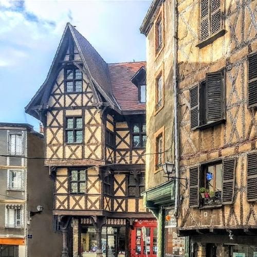 Thiers. Tourisme & visites. Top des choses à faire. Guide de voyage.